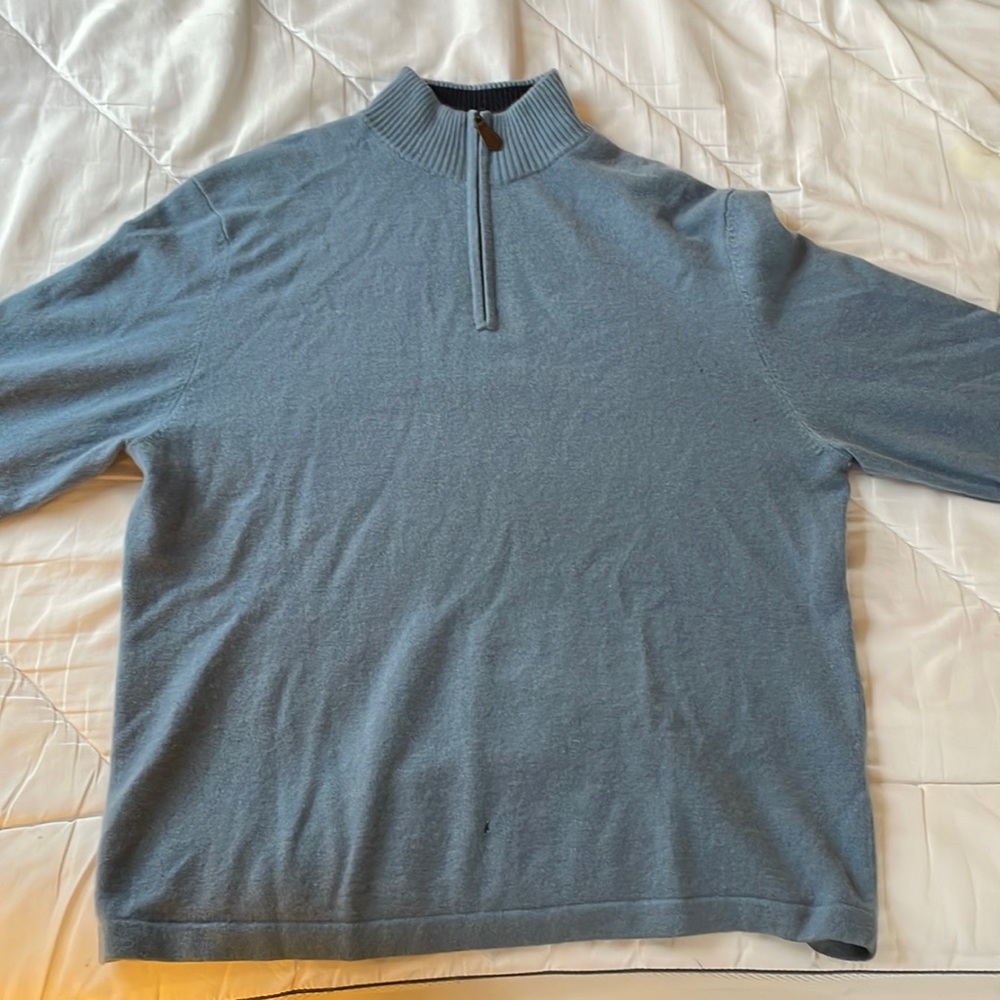Light blue Paolo Mondo cashmere sweater. Condition 6/10.